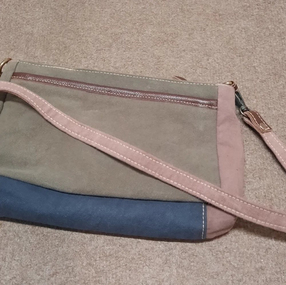 Myra Bag excellent no